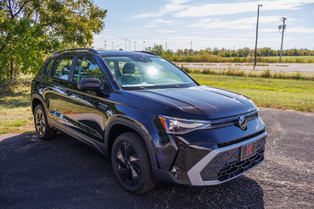2027 Volkswagen Taos S
