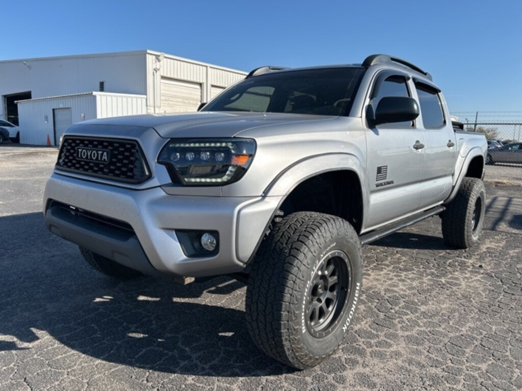 Used 2015 Toyota Tacoma Prerunner Truck