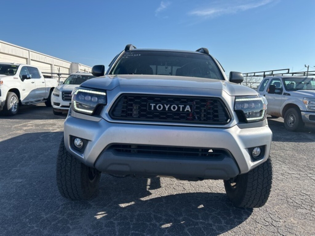 Used 2015 Toyota Tacoma Prerunner Truck