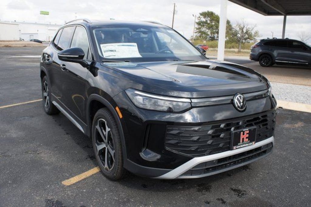 New 2026 Volkswagen Tiguan 2.0T SE SUV