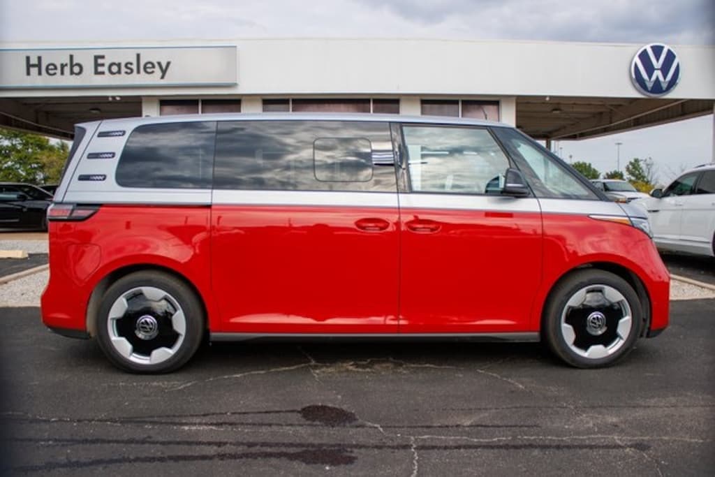 New 2025 Volkswagen ID. Buzz Pro S Plus Van 4MOTION