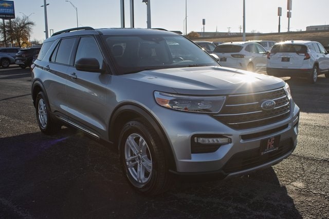 2024 Ford Explorer XLT's photo