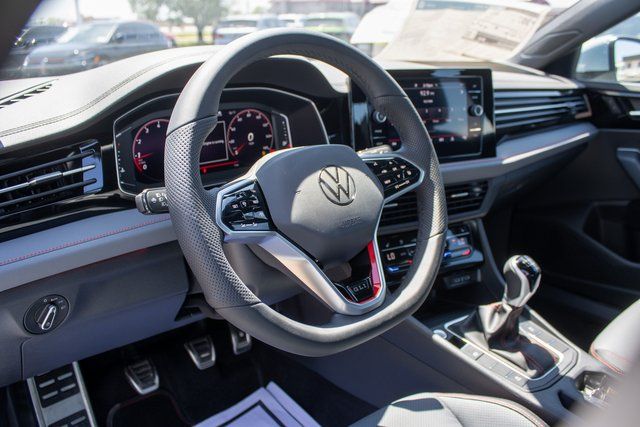 2025 Volkswagen Jetta GLI Autobahn - Photo 16