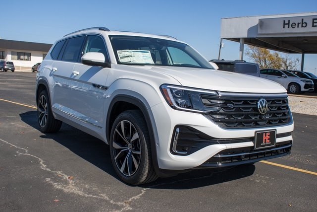 2026 Volkswagen Atlas SEL Premium R-Line's photo