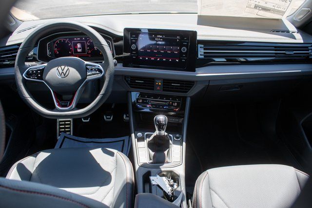 2025 Volkswagen Jetta GLI Autobahn - Photo 11