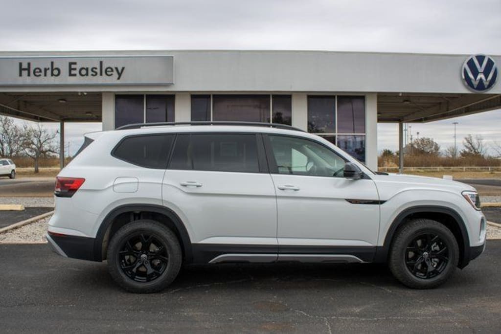 New 2026 Volkswagen Atlas 2.0T Peak Edition SUV