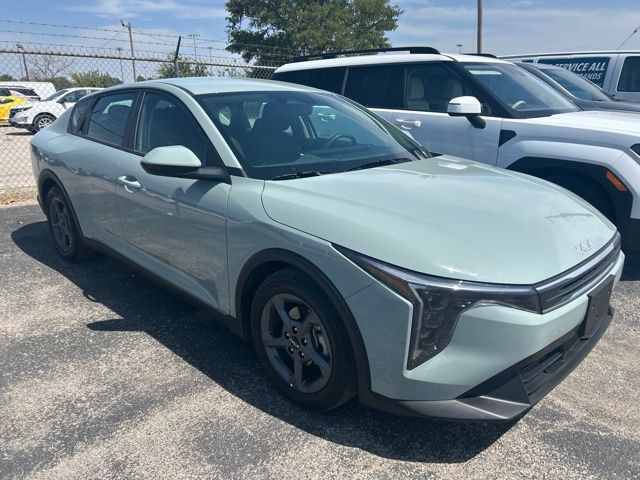 Used 2025 Kia K4 LXS