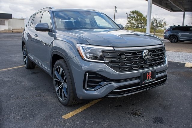 2026 Volkswagen Atlas SEL Premium R-Line's photo