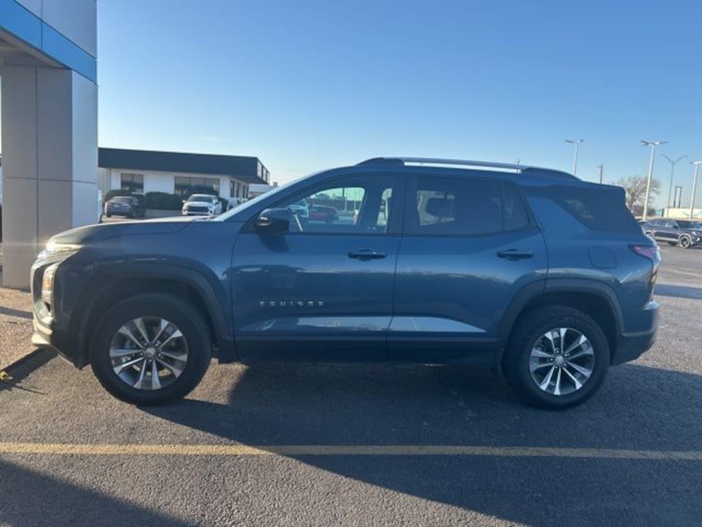 Used 2025 Chevrolet Equinox LT SUV