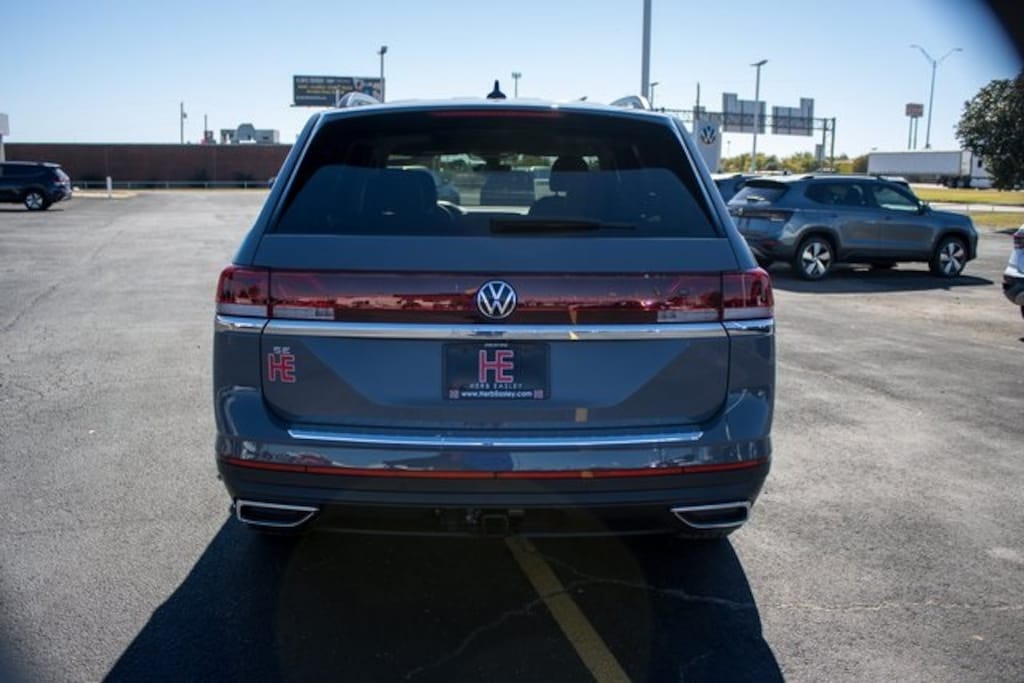 New 2026 Volkswagen Atlas 2.0T SE w/Technology SUV