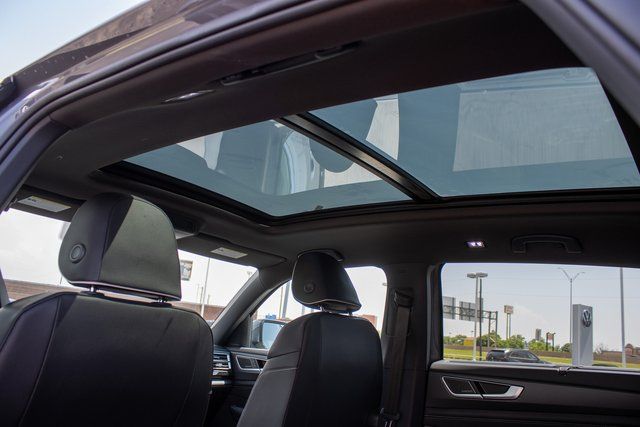 2025 Volkswagen Atlas Cross Sport SEL Premium R-LINE - Photo 18