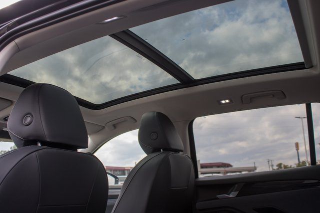 2026 Volkswagen Tiguan SE - Photo 20