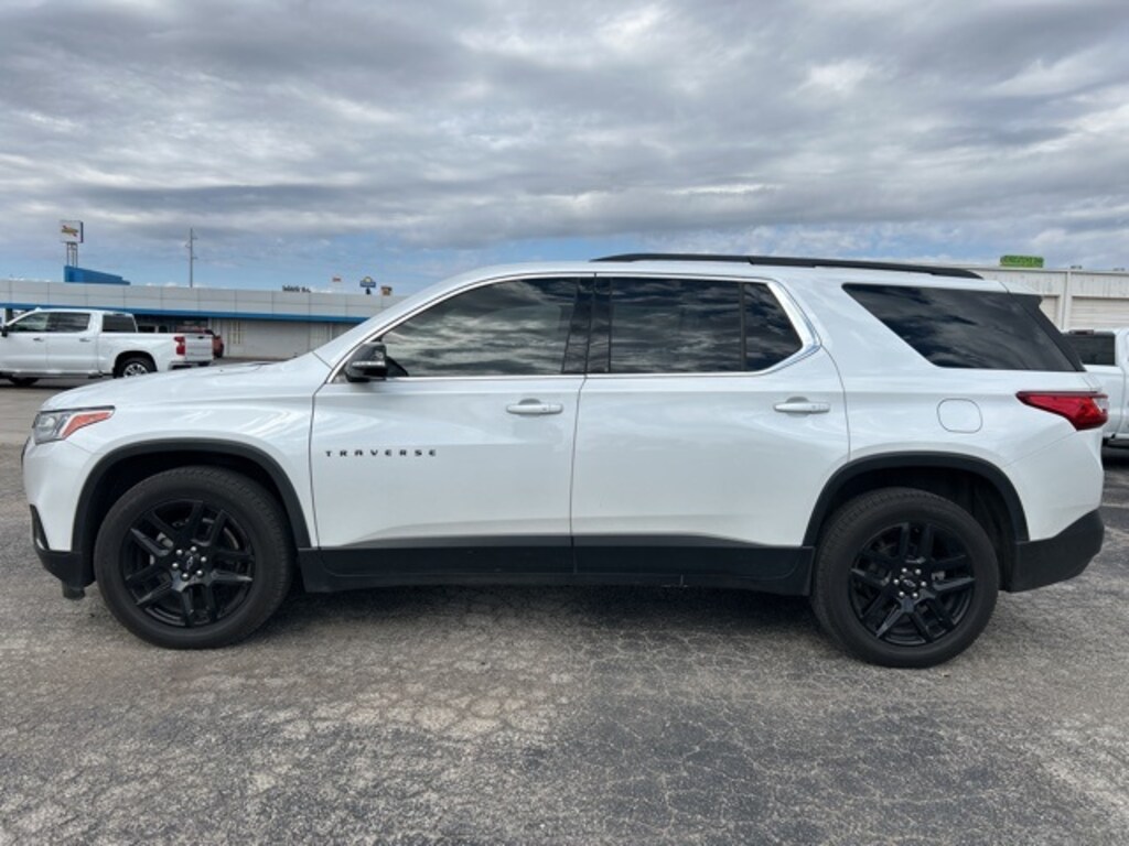 Used 2020 Chevrolet Traverse LT SUV