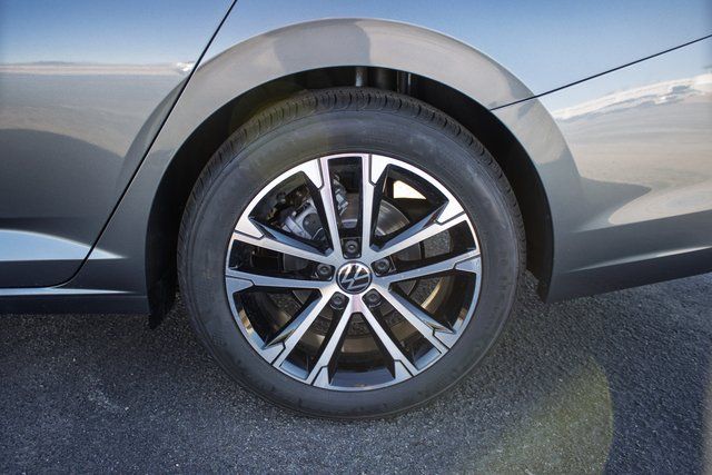 2026 Volkswagen Jetta Sport - Photo 18