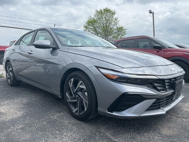 2025 Hyundai Elantra SEL