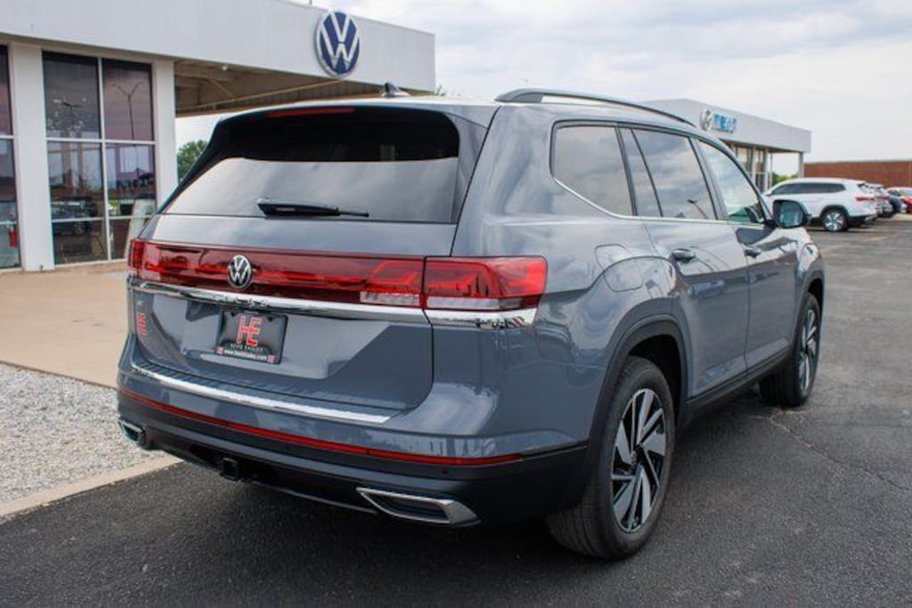New 2026 Volkswagen Atlas 2.0T SE w/Technology SUV