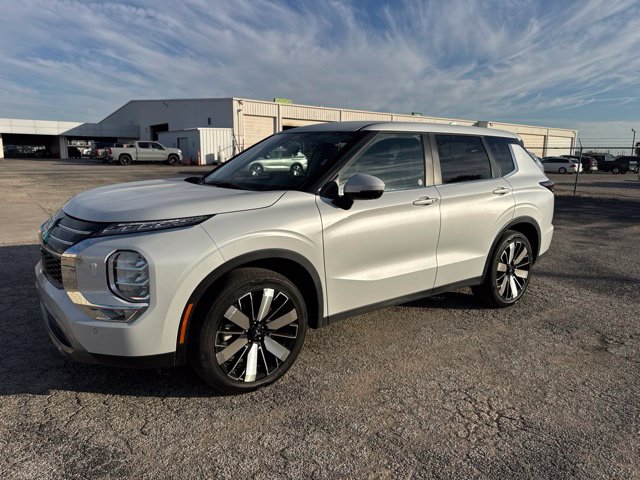 2025 Mitsubishi Outlander