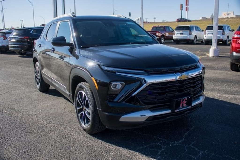 Used 2025 Chevrolet Trailblazer LT SUV