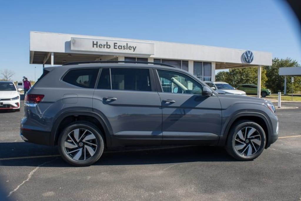 New 2026 Volkswagen Atlas 2.0T SE w/Technology SUV