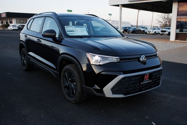 2026 Volkswagen Taos S's photo