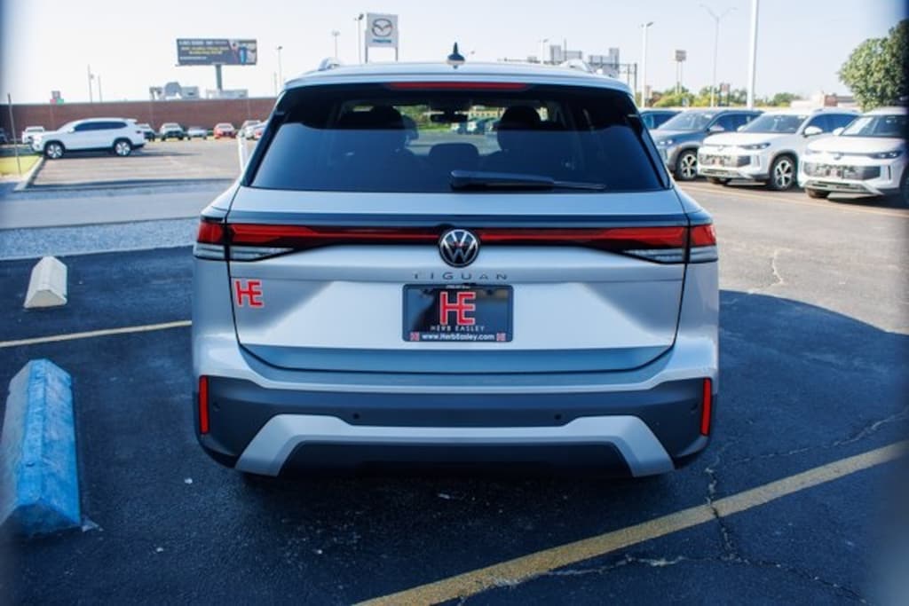 New 2025 Volkswagen Tiguan 2.0T S SUV