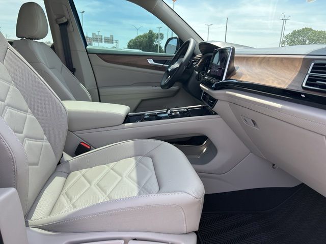 2026 Volkswagen Atlas SE w/Tech - Photo 10