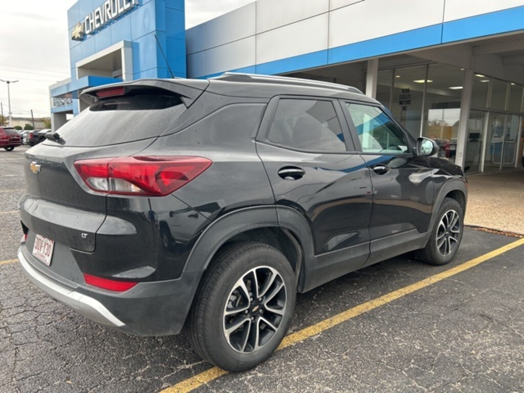 Used 2025 Chevrolet Trailblazer LT SUV