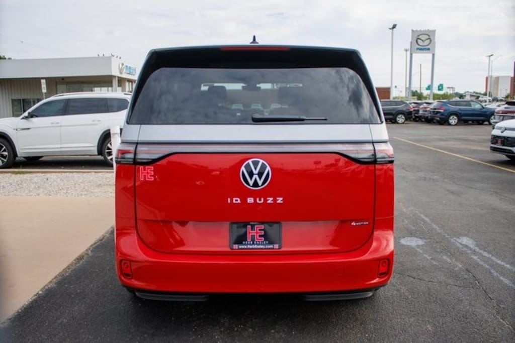 New 2025 Volkswagen ID. Buzz Pro S Plus Van 4MOTION