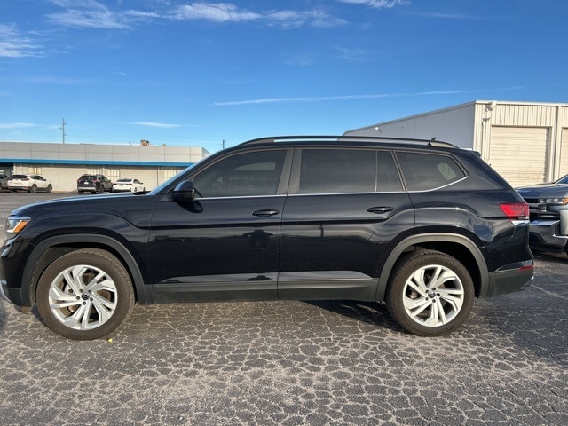 2023 Volkswagen Atlas SE w/Tech's photo