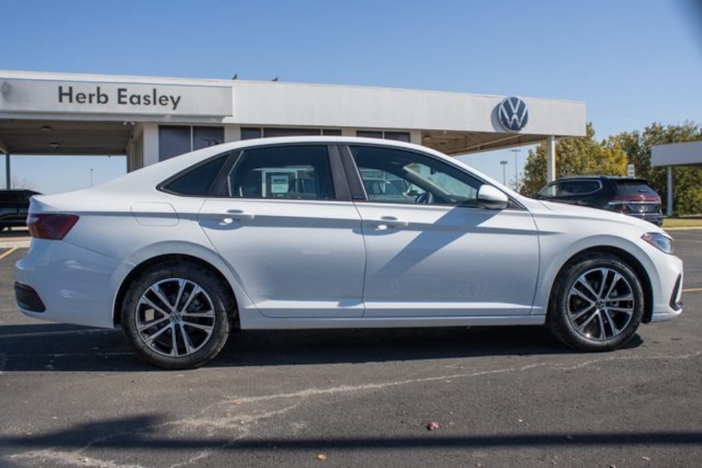 New 2026 Volkswagen Jetta 1.5T Sport Sedan
