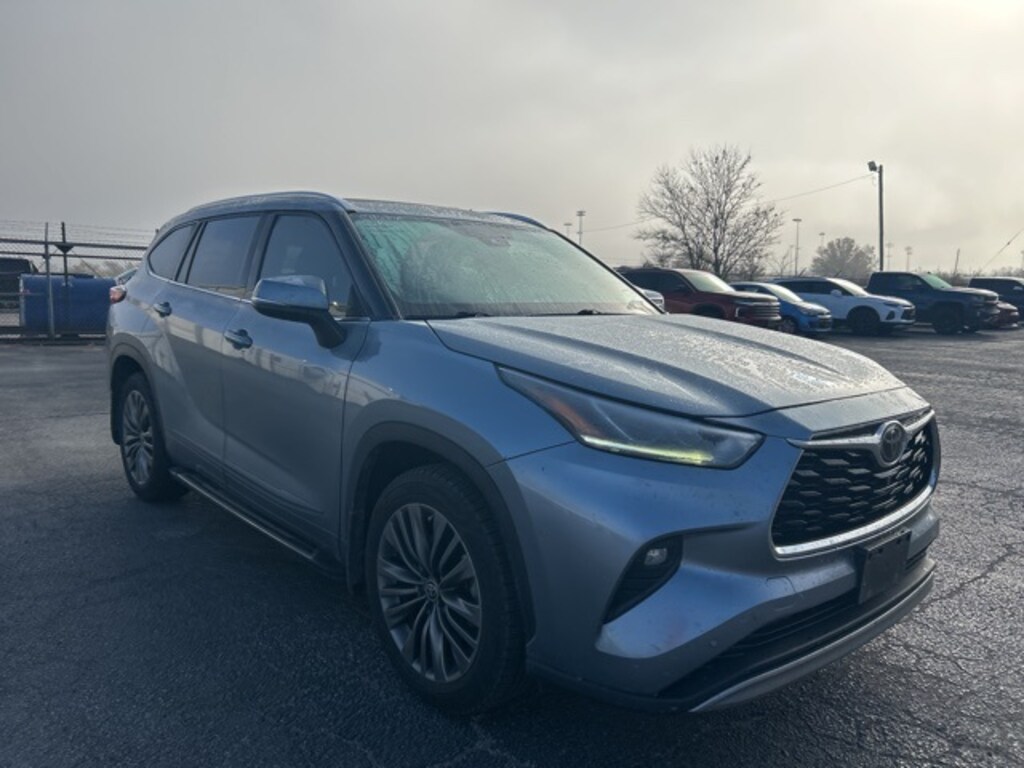 Used 2021 Toyota Highlander Platinum SUV