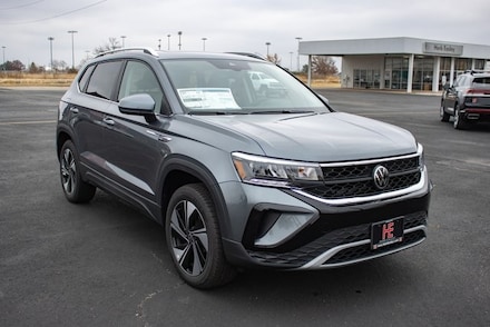2024 Volkswagen Taos 1.5T SE SUV