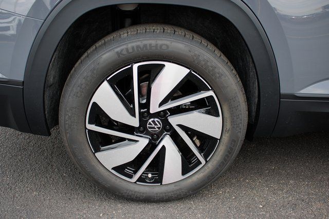 2026 Volkswagen Atlas SE w/Tech - Photo 11