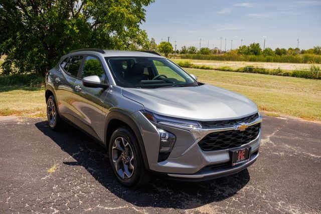 Used 2026 Chevrolet Trax LT