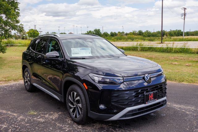 New 2026 Volkswagen Tiguan S