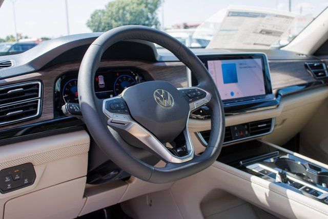 2026 Volkswagen Atlas SEL Premium R-Line - Photo 18
