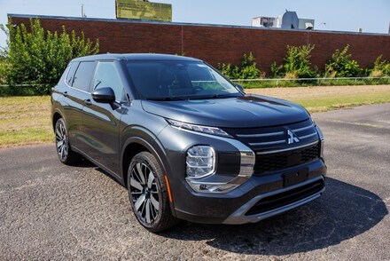 2025 Mitsubishi Outlander SE SUV