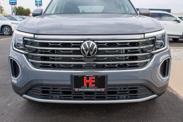 2026 Volkswagen Atlas SE w/Tech - Photo 10