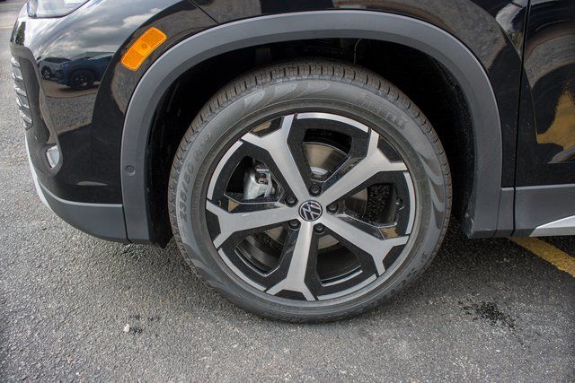 2026 Volkswagen Tiguan SE - Photo 10