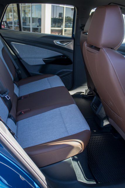 2025 Volkswagen ID.4 PRO - Photo 13