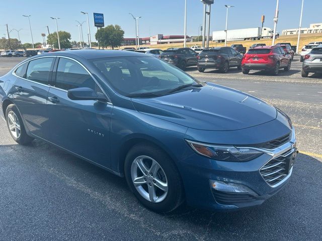 Used 2024 Chevrolet Malibu LT