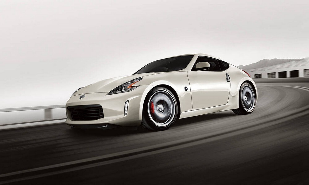 2018-nissan-370z-coupe-white-original.jpg