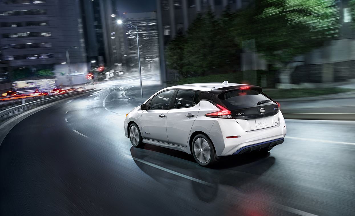 2018-Nissan-Leaf-Driving-in-City.JPG