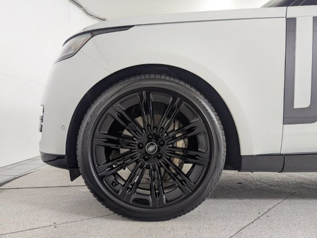 2022 Land Rover Range Rover Base - Photo 22