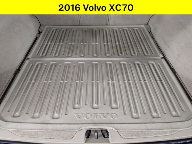 2016 Volvo XC70 Premier - Photo 21