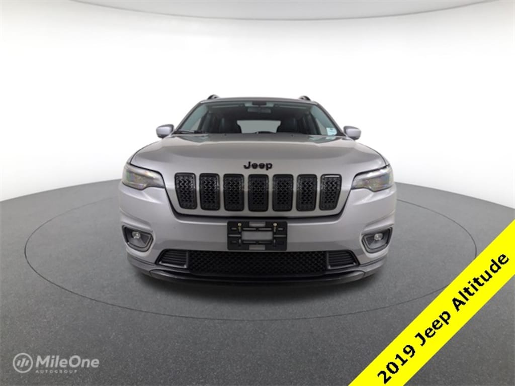 Used 2019 Jeep Cherokee Latitude Plus 4x4 SUV