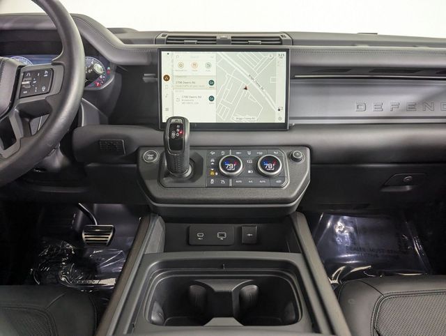 2023 Land Rover Defender X - Photo 14
