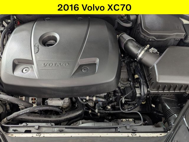 2016 Volvo XC70 Premier - Photo 24