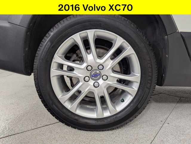 2016 Volvo XC70 Premier - Photo 23