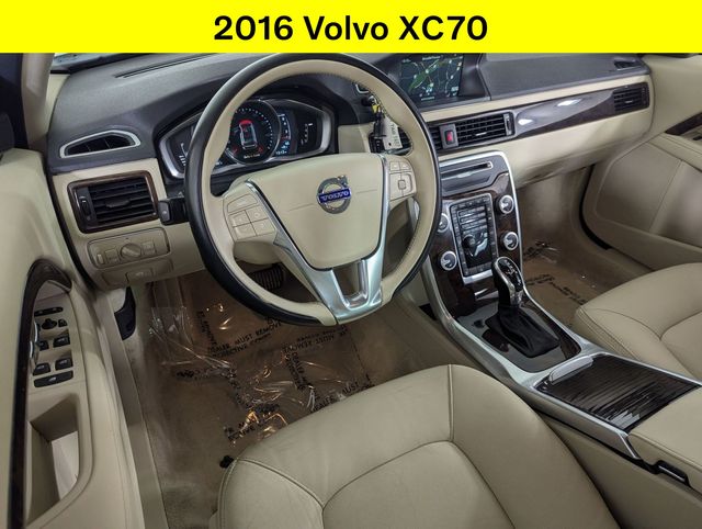 2016 Volvo XC70 Premier - Photo 11